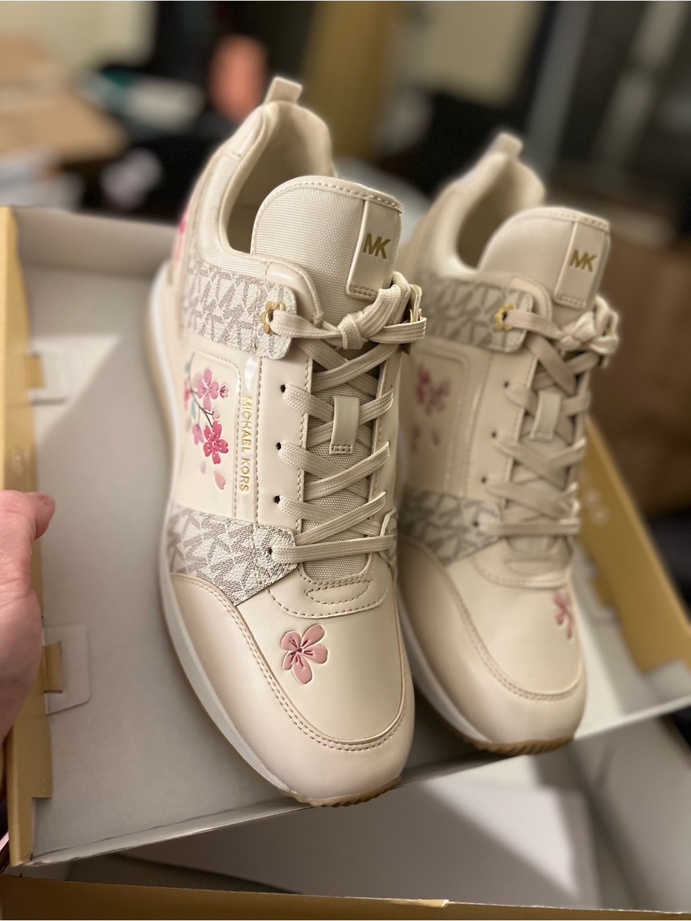 Michael Kors Georgie Trainer in Light Cream Size 11